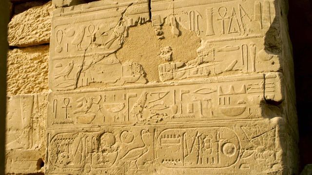 Vignette du programme télé Dans le secret des hiéroglyphes : les frères Champollion