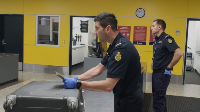 Vignette du programme télé Douanes sous haute surveillance - Saison 16