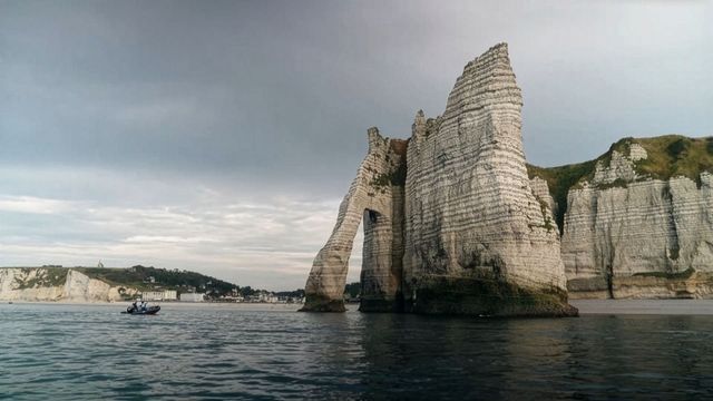 Vignette du programme télé Etretat Forever : Création d'un mythe