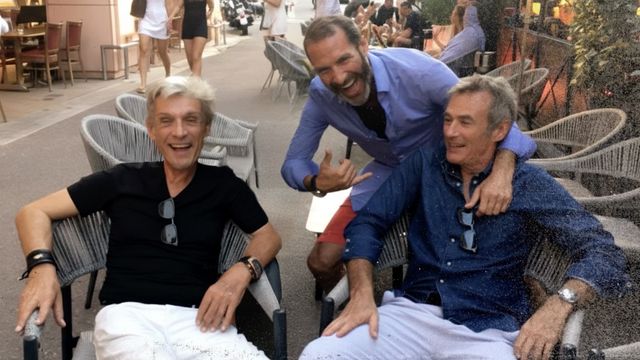 Vignette du programme télé FAKE YOU! : Une vraie histoire de faux - Saison 1