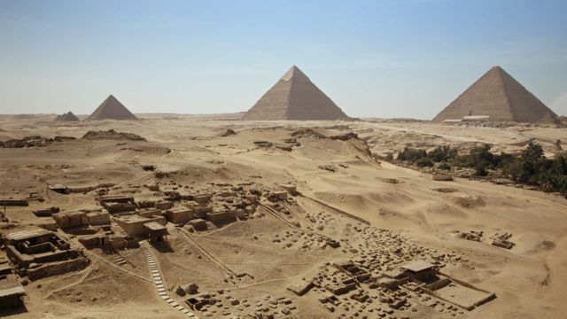 Vignette du programme télé Grandeur et déclin de l'empire égyptien - Saison 1