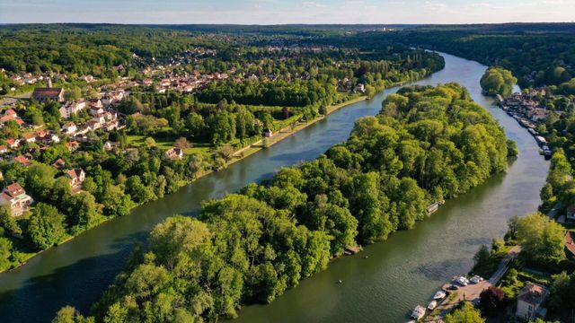 Vignette du programme télé Les visages du crime en région - Saison 1
