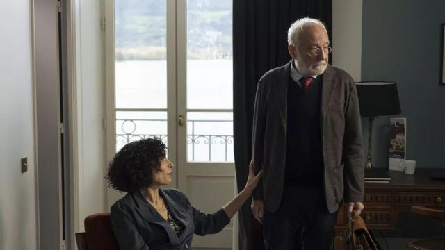 Vignette du programme télé Phoenix - Saison 1