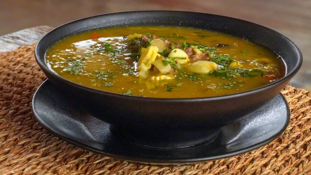 Vignette du programme télé Voyage en cuisine