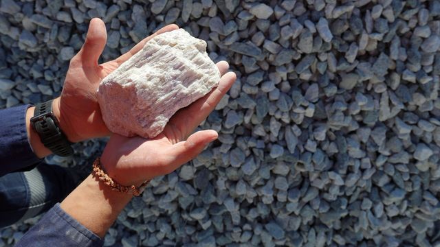 Vignette du programme télé Le lithium serbe convoité par l'Europe