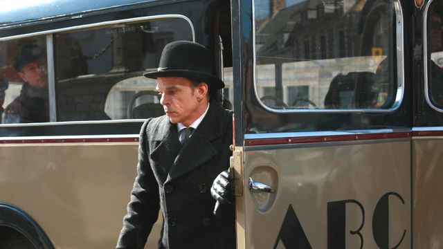 Vignette du programme télé Les petits meurtres d'Agatha Christie - Saison 1