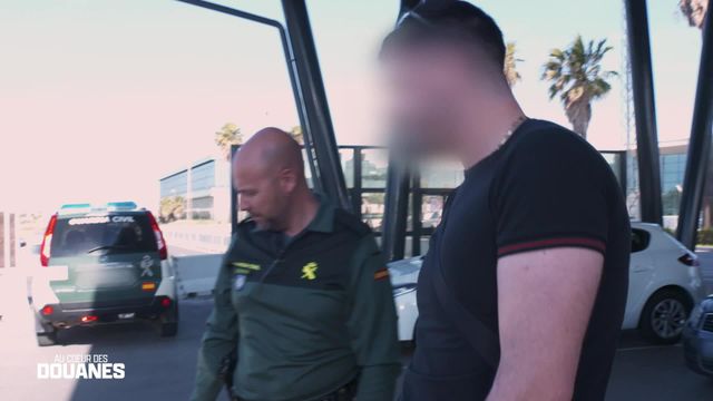 Vignette du programme télé Au coeur des douanes : Espagne - Saison 4