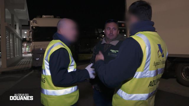 Vignette du programme télé Au coeur des douanes : Espagne - Saison 4