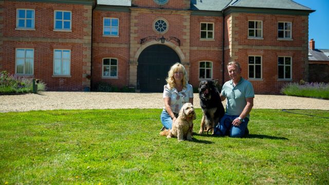 Vignette du programme télé La dog Académie - Saison 1