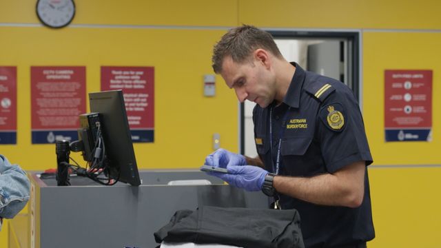 Vignette du programme télé Douanes sous haute surveillance - Saison 16