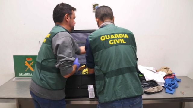 Vignette du programme télé Au coeur des douanes : Espagne - Saison 5