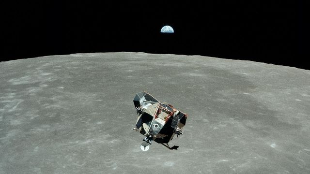 Vignette du programme télé Ils ont marché sur la Lune