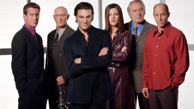 Vignette du programme télé Le Caméléon - Saison 3