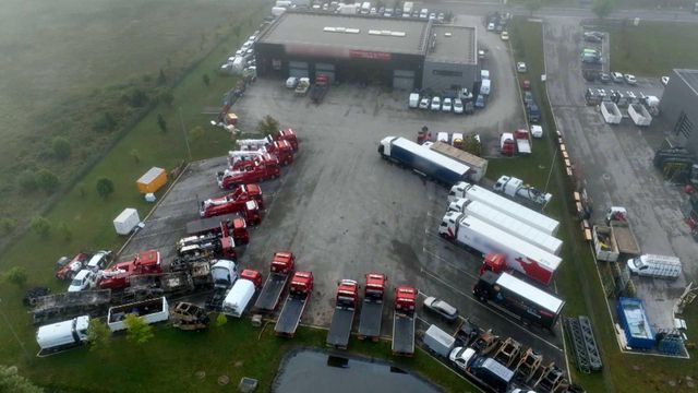 Vignette du programme télé 100 jours avec les dépanneurs de l'autoroute - Saison 3