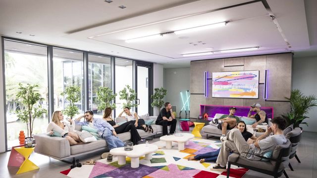 Vignette du programme télé Les Anges - Saison 13