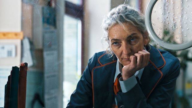 Vignette du programme télé Des gens bien - Saison 1