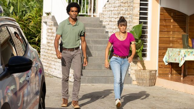 Vignette du programme télé Tropiques criminels - Saison 7