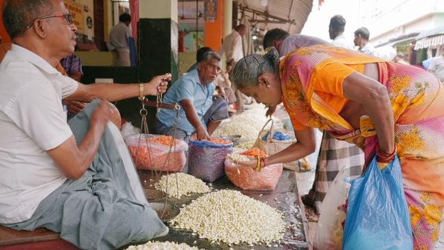 Vignette du programme télé Marchés du monde - Saison 1