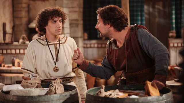 Vignette du programme télé La petite histoire de France