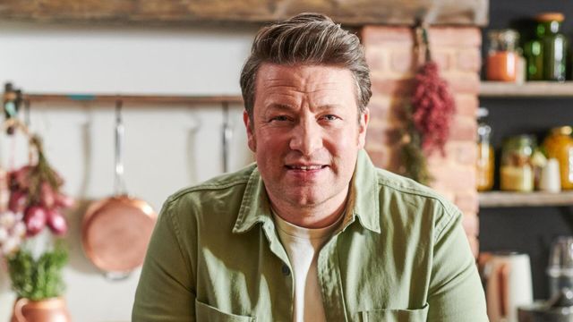 Vignette du programme télé Les recettes tout en un de jamie - Saison 1