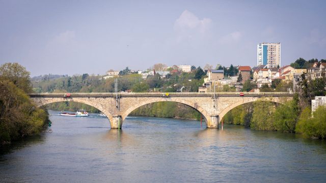 Vignette du programme télé Les visages du crime en région - Saison 1
