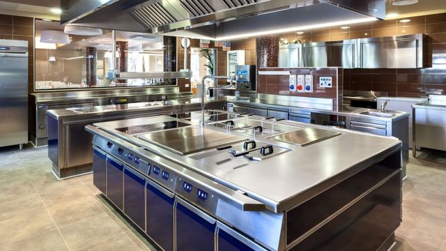 Vignette du programme télé Cauchemar en cuisine - Saison 13