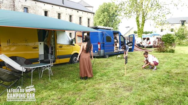 Vignette du programme télé La folie du camping-car : des vacances pas comme les autres - Saison 1