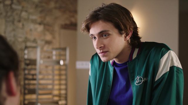 Vignette du programme télé Ici tout commence - Saison 6