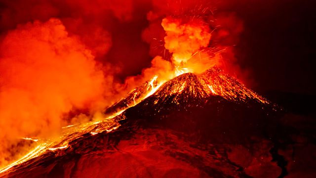 Vignette du programme télé Volcans : éruptions cataclysmiques