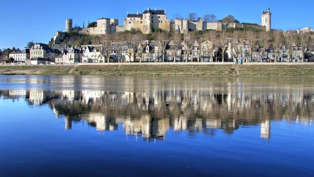 Vignette du programme télé Forteresses assiégées - Saison 1