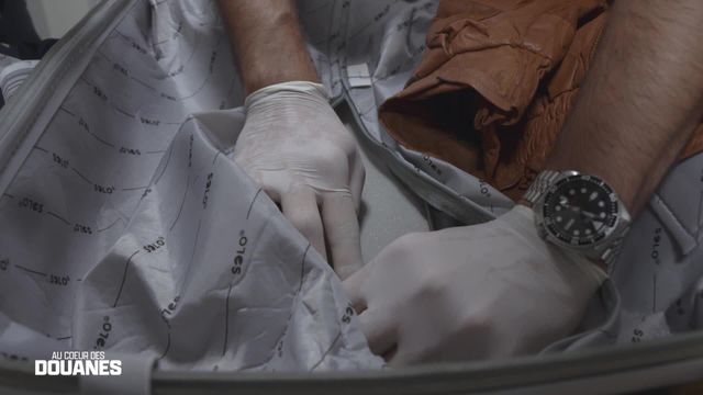 Vignette du programme télé Au coeur des douanes : Espagne - Saison 1