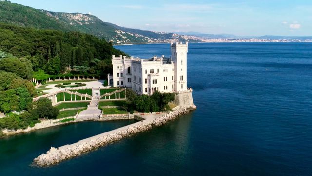 Vignette du programme télé La mer Adriatique - Saison 1
