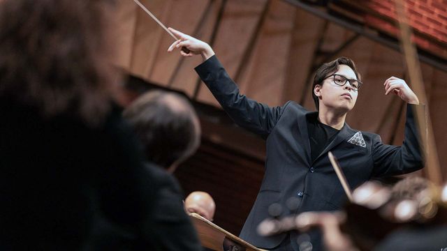 Vignette du programme télé Concert inaugural de Tarmo Peltokoski avec l'Orchestre symphonique national de Lettonie