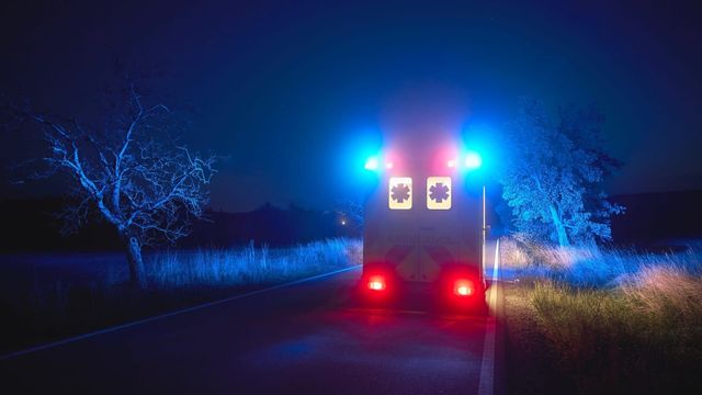 Vignette du programme télé 100 jours avec les secours - Saison 1