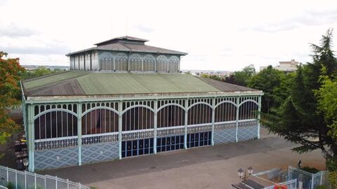 Vignette du programme télé Les halles ont le ventre en poupe
