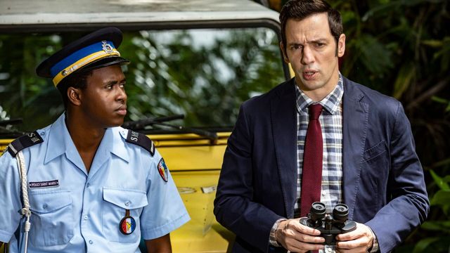 Vignette du programme télé Meurtres au paradis - Saison 12