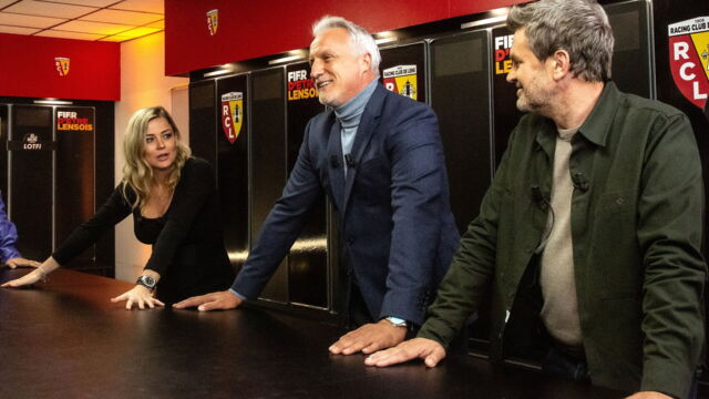 Vignette du programme télé Au micro ! Une nouvelle voix pour le foot