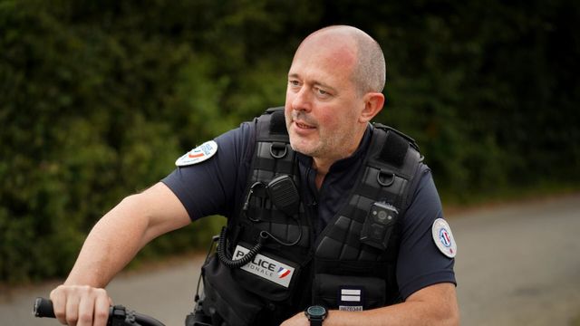 Vignette du programme télé Haute saison - Saison 1