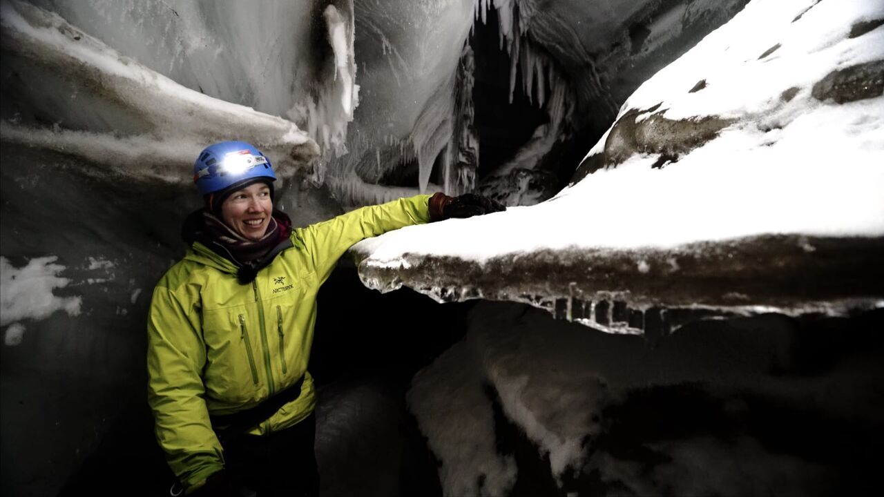 Vignette du programme télé Heïdi's Ice, en Arctique avec une glaciologue