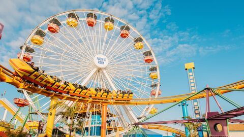 Vignette du programme télé Les parcs d'attractions préférés des Français