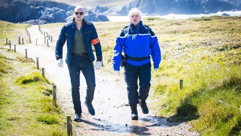 Vignette du programme télé Meurtres à Belle-Île
