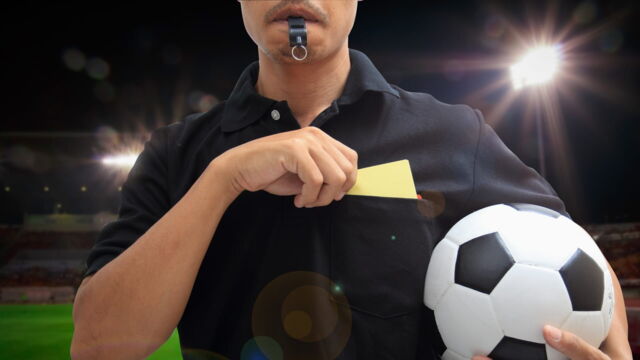 Vignette du programme télé Une ligue de foot pas comme les autres
