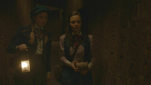 Vignette du programme télé Theodosia (Au coeur du labyrinthe) S2 (4/26)