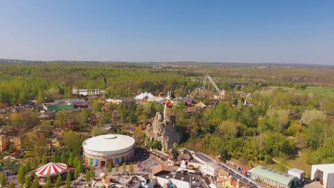 Vignette du programme télé Les parcs d'attractions préférés des Français