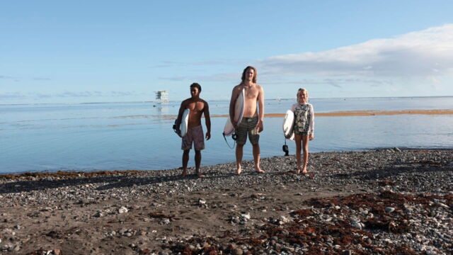 Vignette du programme télé Les enfants de Teahupo'o
