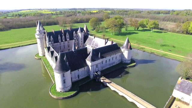 Vignette du programme télé Les châteaux du Moyen Age