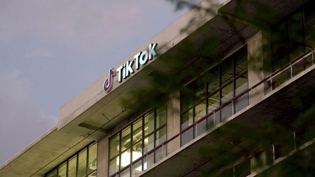 Vignette du programme télé Tiktok, un réseau sous influence