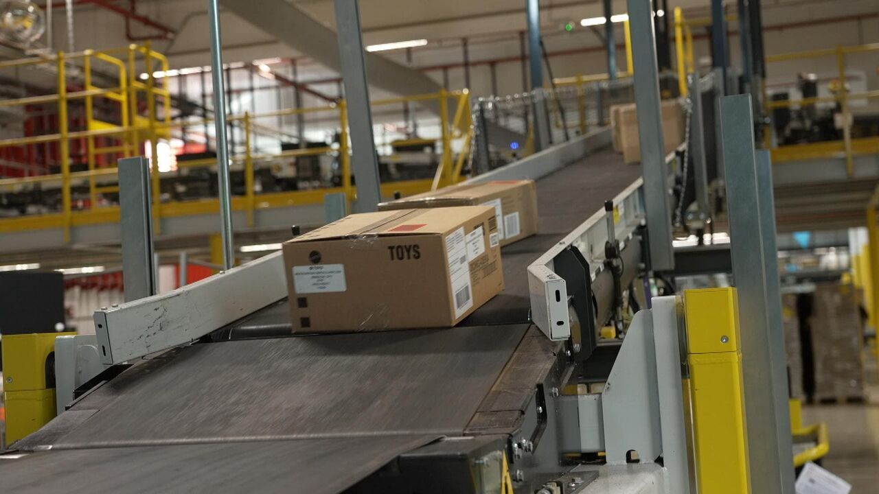 Vignette du programme télé Amazon, les secrets d'une logistique XXL