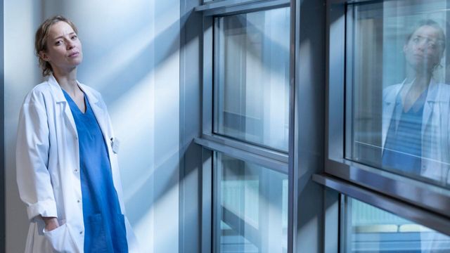 Vignette du programme télé Face à face - Saison 3