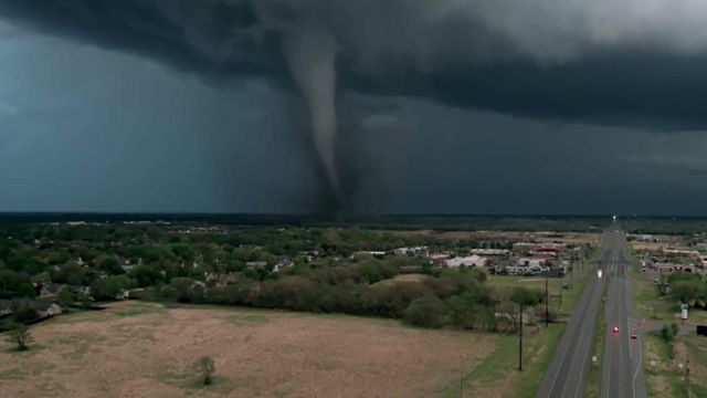 Vignette du programme télé Catastrophes naturelles : survivre au pire - Saison 1